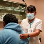 Llaman autoridades de salud a continuar medidas preventivas contra COVID-19
